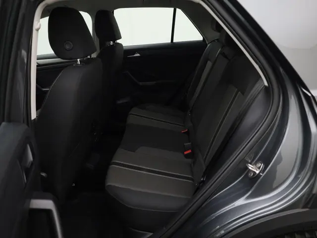 Volkswagen T-Roc 1.0TSI/110PK 2021 Benzine 18