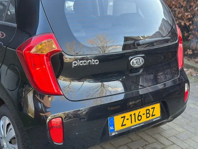 Kia Picanto 1.0 CVVT ISG Airco 2013 Benzine 12