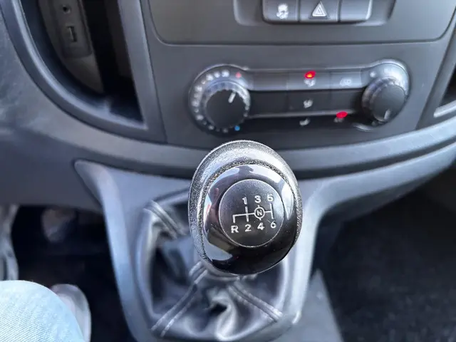 Mercedes-Benz Vito 116 CDI Lang 2019 Diesel 19