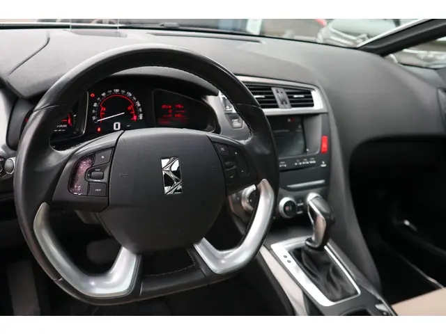 DS DS 5 1.6 THP Business Executive 2016 Benzine 3