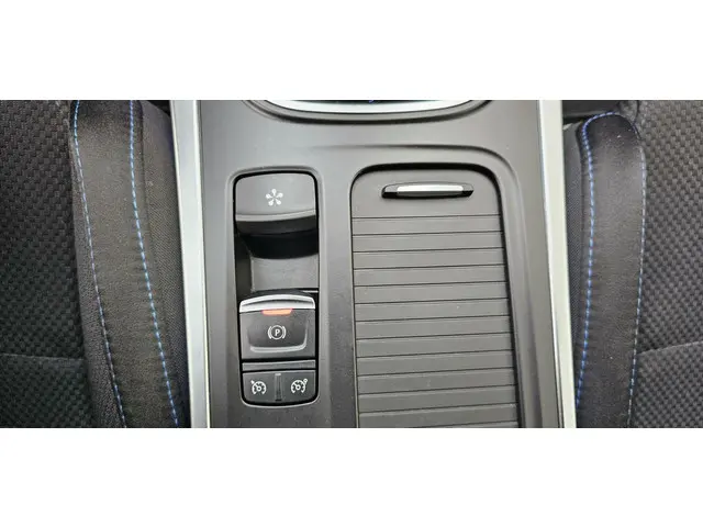 Renault Mégane TCe 130 GT-Line 2016 Benzine 30