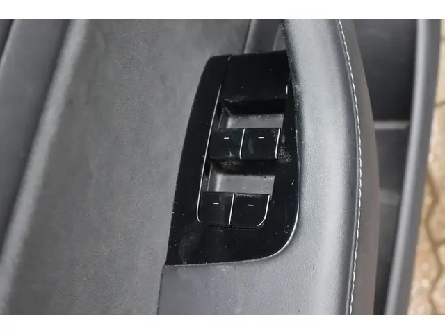 Tesla Model 3 Performance AWD 75 kWh 2019 Elektrisch 21