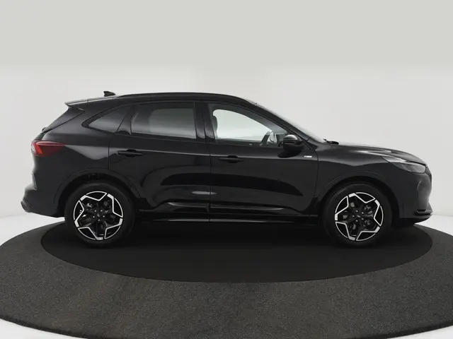 Ford Kuga 2.5 FHEV 190PK ST-Line 2025 Hybride Benzine 4