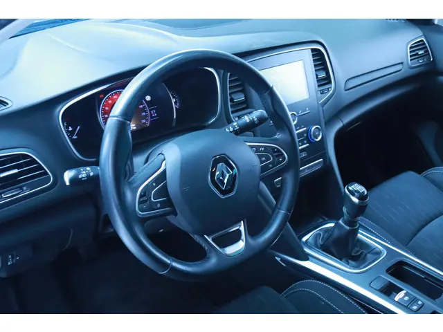 Renault Mégane Estate 1.3 TCe Limited 2019 Benzine 23