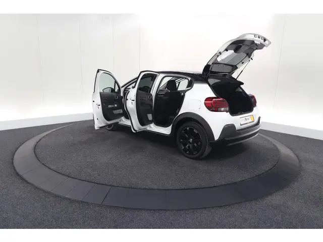 Citroën C3 PureTech 110 S&S Shine 2020 Benzine 72