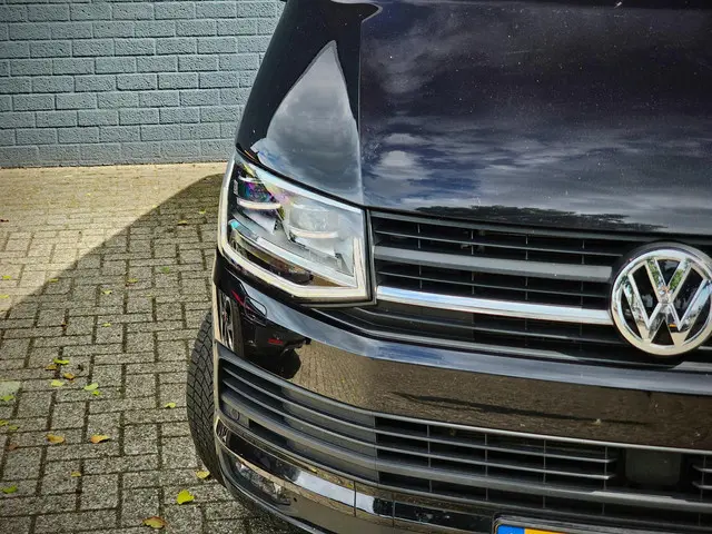 Volkswagen Transporter 2.0 TDI L1H2 Highline 2018 Diesel 4