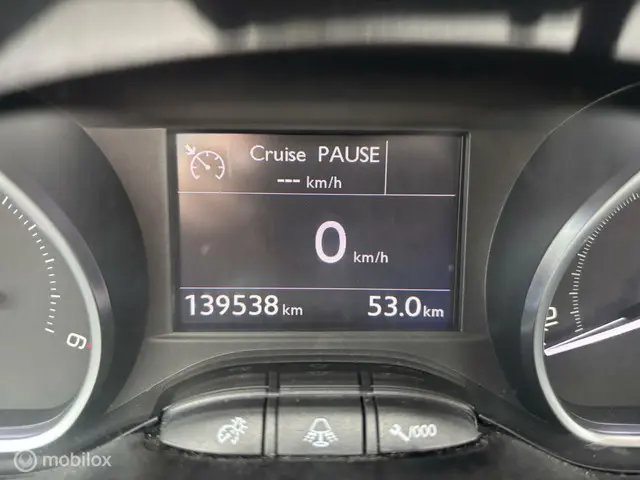 Peugeot 2008 1.6 e-HDi Blue Lease Executive 2014 Diesel 21