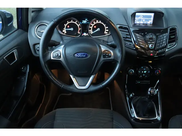 Ford Fiesta 1.0 TITANIUM 2014 Benzine 11