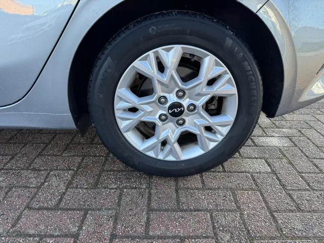 Kia Ceed 1.5 T-GDi DynamicLine, Full Led, 2023 Benzine 10