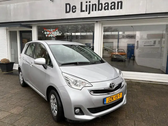 Toyota Verso-S 1.3 VVT-i Dynamic 2015 Benzine 6