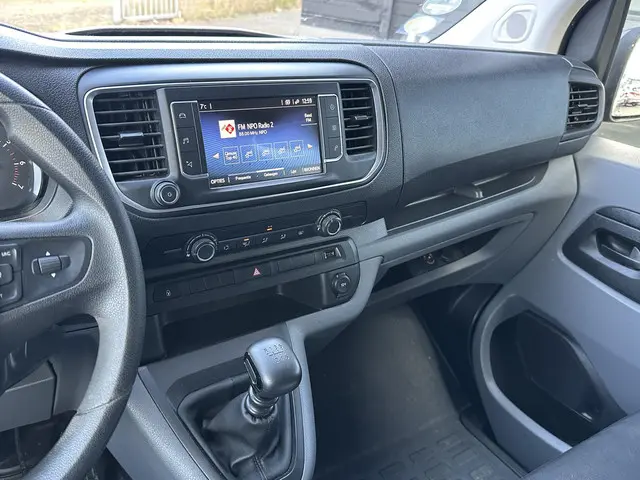 Toyota ProAce Shuttle 1.5 D-4D Cool Long 2022 Diesel 8