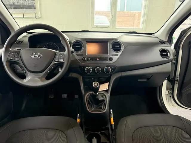 Hyundai i10 1.0i Comfort 2018 Benzine 29