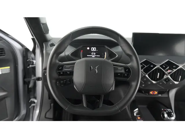DS DS 3 Crossback PureTech 100 Montmartre 2022 Benzine 23