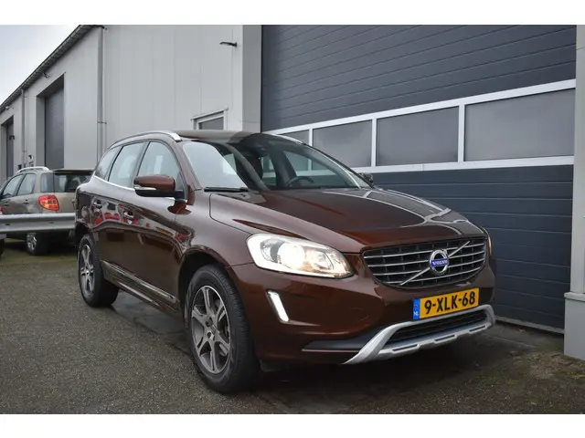 Volvo XC60 2.0 D4 FWD Summum automaat 2014 Diesel 7