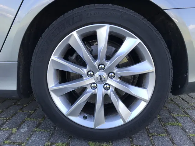 Volvo S90 2.0 T5 Momentum Luxury Line 2018 Benzine 10