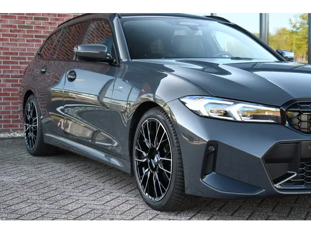 BMW 3 Serie Touring 320d M-Sport 2024 Diesel 33