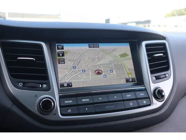 Hyundai Tucson 1.6 GDi i-Drive 2017 Benzine 36