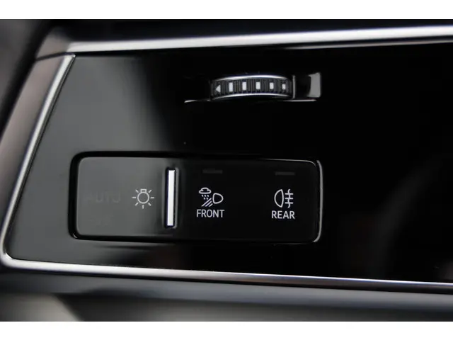 Audi Q7 55 TFSI e quattro S-Line 2022 Hybride Benzine 47