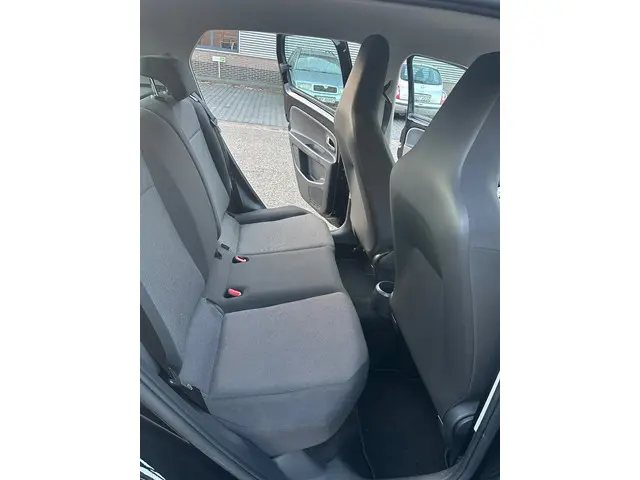 Volkswagen up! 1.0 move up! BlueMotion 2014 Benzine 22