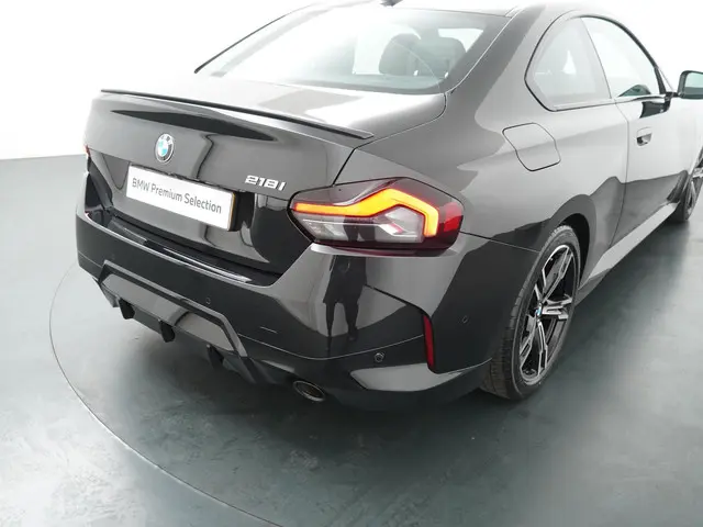 BMW 2 Serie Coupé 218i 2024 Benzine 27