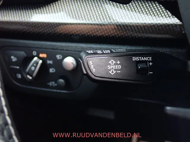 Audi SQ5 3.0TFSI QUATTRO 2018 Benzine 38