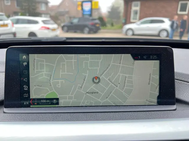 BMW 3 Serie GT 330i High Executive 2019 Benzine 23