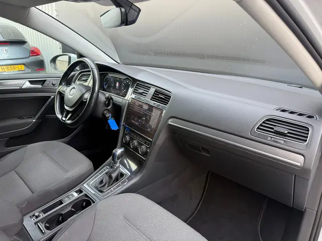 Volkswagen e-Golf E-Golf 2017 Elektrisch 18