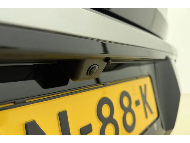 Peugeot e-5008 GT Avantage 73 kWh 2025 Elektrisch 3