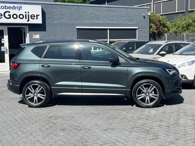 SEAT Ateca 1.5 TSi DSG FR Business Intense 2022 Benzine 2