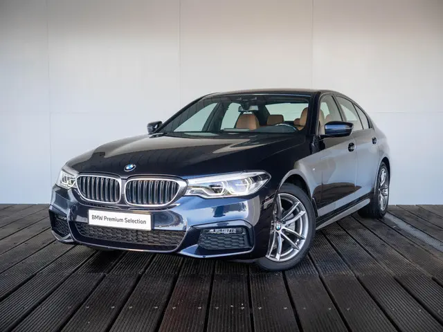 BMW 5 Serie Sedan 520i 2020 Benzine 37