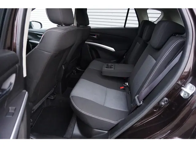 Suzuki S-Cross SX4 1.6 Exclusive AllGrip 2014 Benzine 11