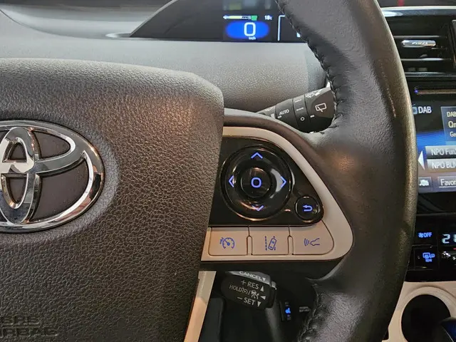 Toyota Prius 1.8 Dynamic 2018 Hybride Benzine 27