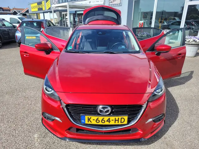 Mazda 3 2.0 SkyActiv-G 120 SkyLease 2017 Benzine 7