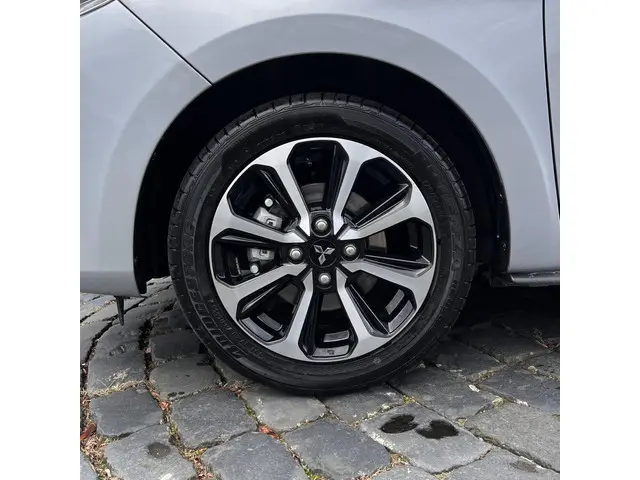 Mitsubishi Space Star 1.2 Instyle 2023 Benzine 6