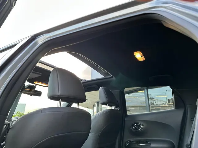 Nissan Juke 1.6 N-Connecta 2016 Benzine 23