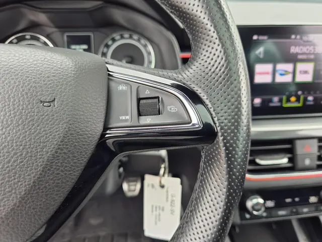 Škoda Scala 1.0 TSI Sport Business 2019 Benzine 12