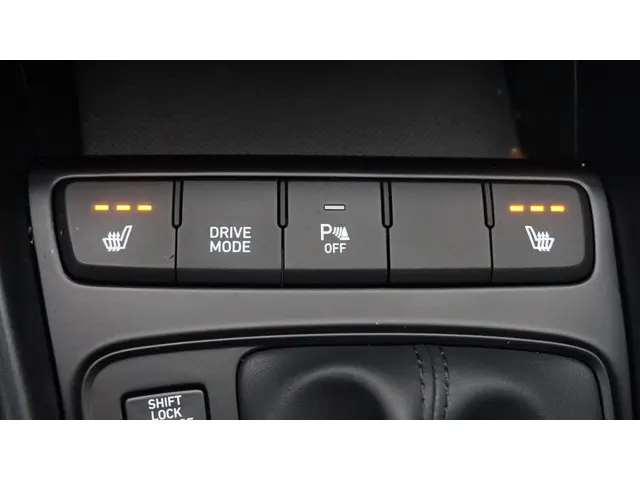 Hyundai i20 1.0 T-GDI Automaat Comfort 2023 Benzine 18