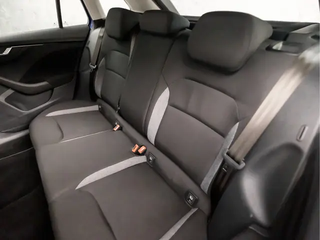 Škoda Scala 1.0 TSI Active Sport 2021 Benzine 14