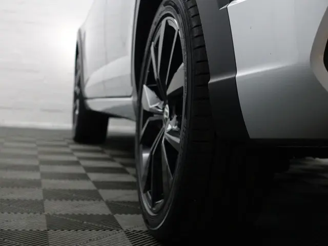 Volkswagen Taigo 1.0 TSI R-Line- 2023 Benzine 34