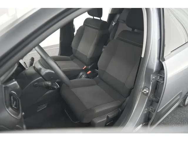 Citroën C3 PureTech 110 EAT6 Max 2024 Benzine 25