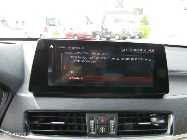BMW X1 sDrive20i Business Edition Plus 2021 Benzine 20