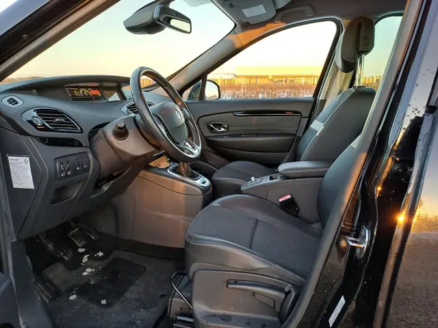 Renault Grand Scénic 1.5 dCi Bose 2014 Diesel 21