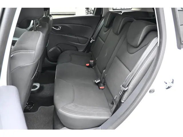 Renault Clio Estate TCe 90 Limited 2019 Benzine 13