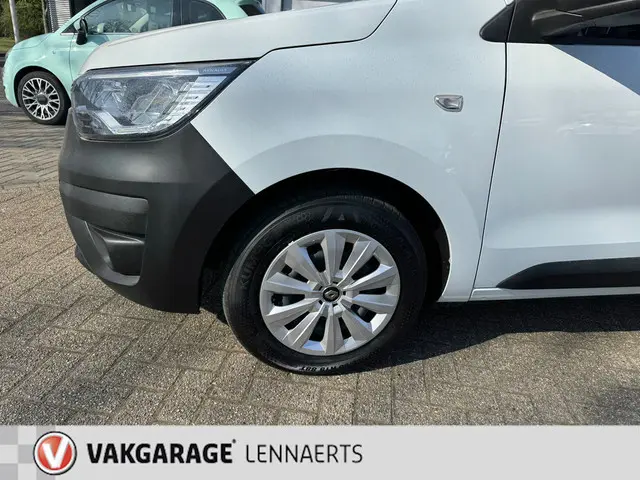 Renault Express 1.5 dCi 75 Comfort + 2023 Diesel 3