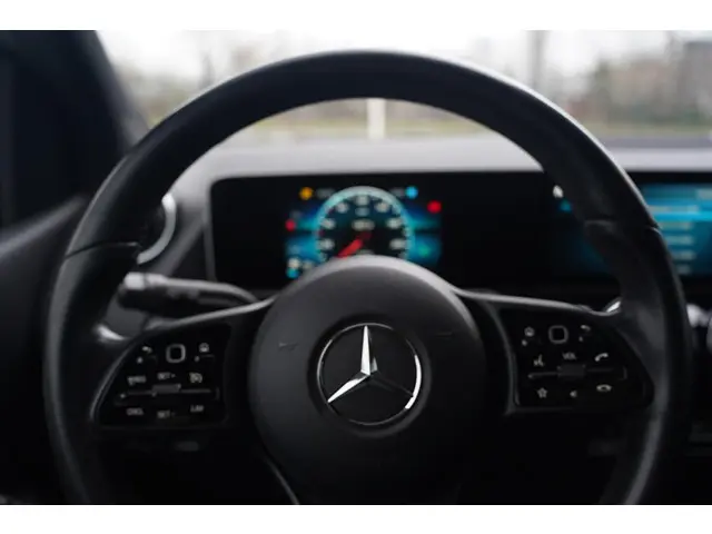 Mercedes-Benz B-Klasse 180d Style 2019 Diesel 27