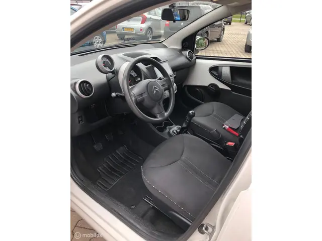 Citroën C1 1.0 5DRS LED AIRCO NAVI ELL PAKK 2013 Benzine 12