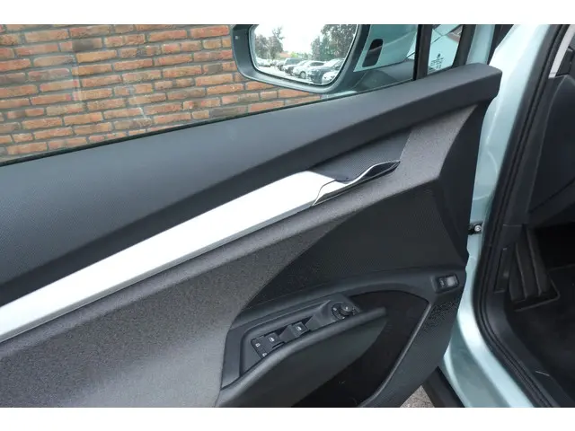 Škoda Enyaq iV 85 Selection 2024 Elektrisch 17