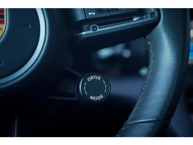 Porsche Taycan Turbo 93 kWh 2020 Elektrisch 59