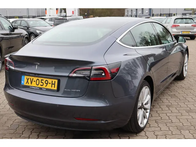 Tesla Model 3 Long Range AWD 75 kWh 2019 Elektrisch 5