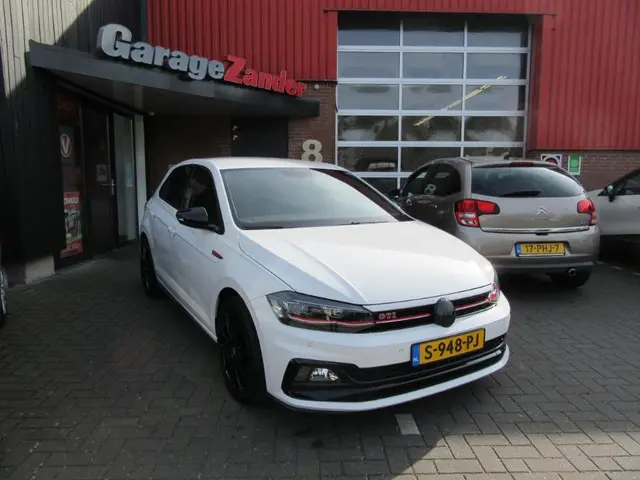 Volkswagen Polo 2.0 TSI GTI 2019 Benzine 10